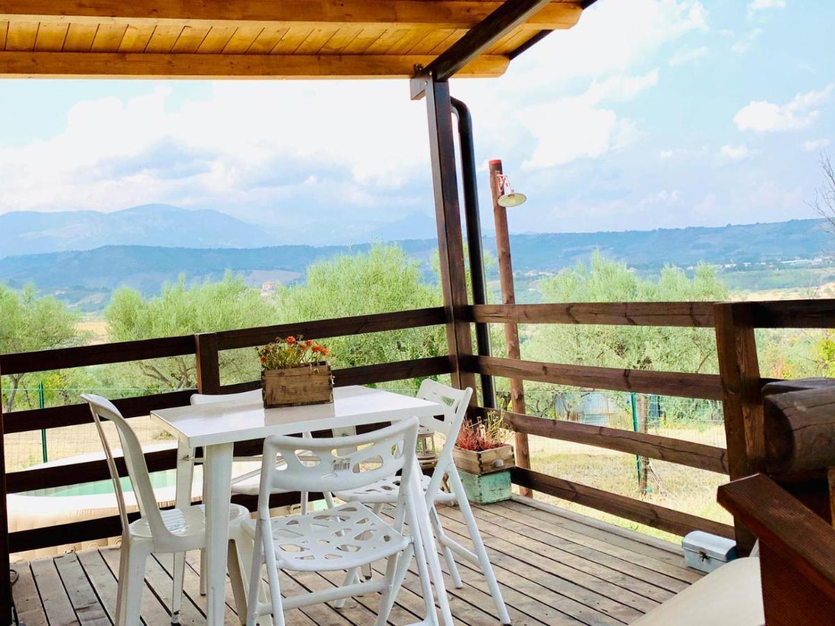 oasi macerina Villa Alanno Exterior foto