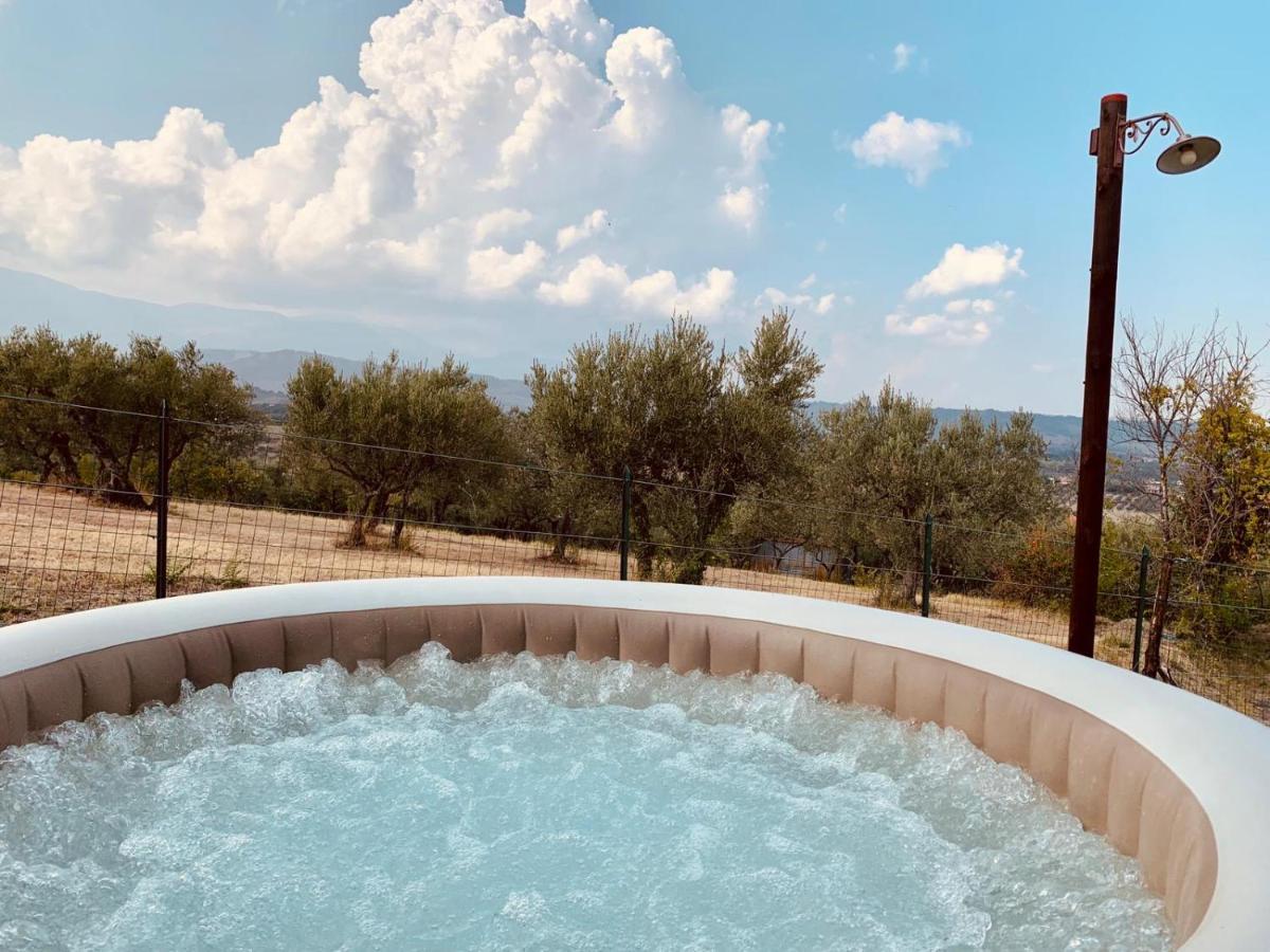 oasi macerina Villa Alanno Exterior foto