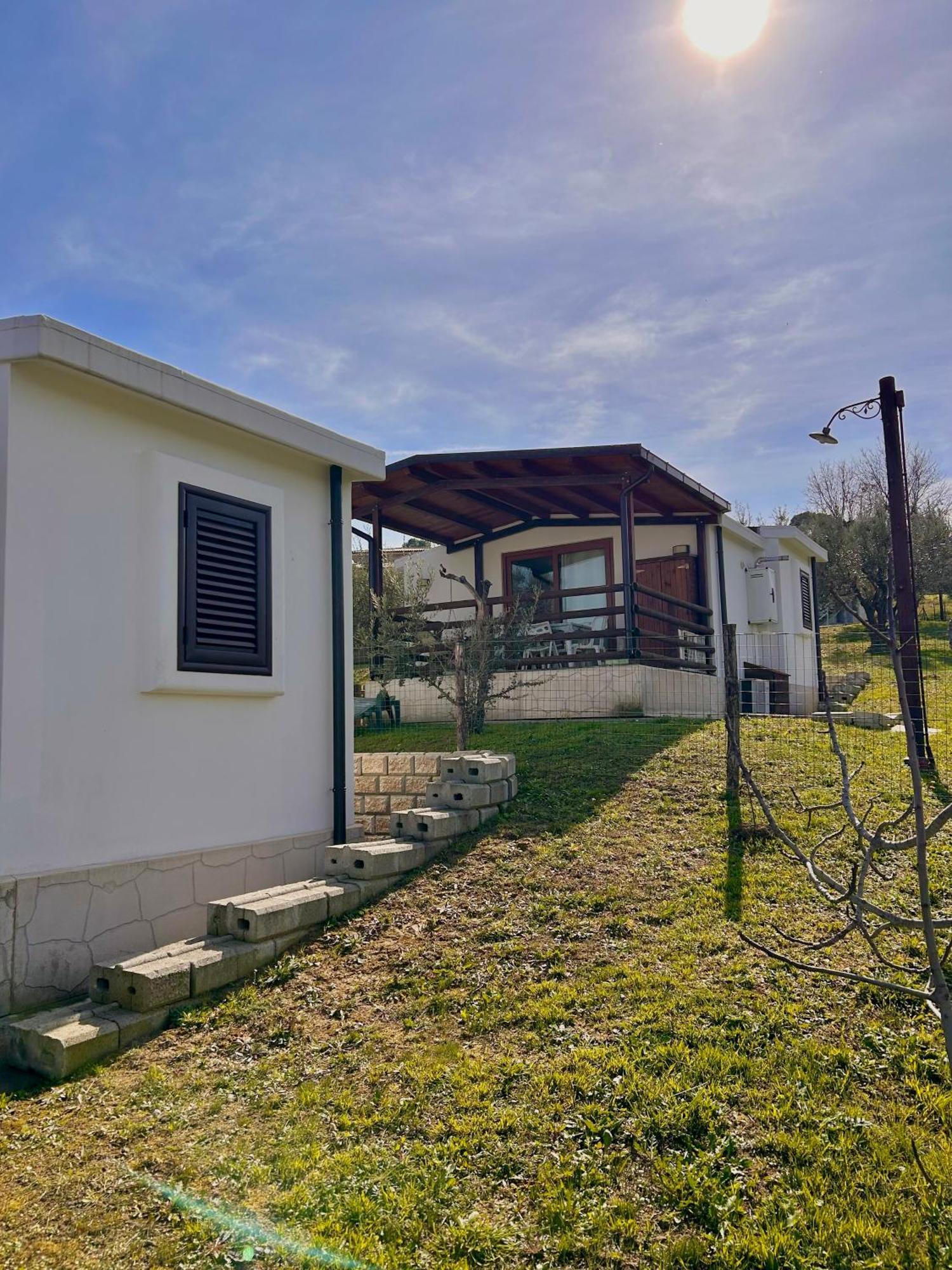 oasi macerina Villa Alanno Exterior foto