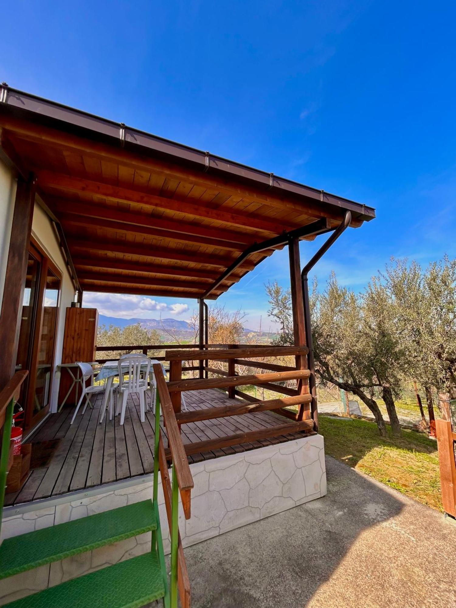 oasi macerina Villa Alanno Exterior foto